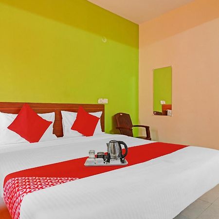 Super Hotel O Dk Reddy Square Хидерабад Екстериор снимка