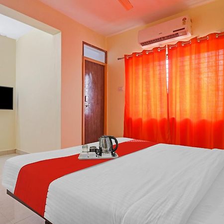 Super Hotel O Dk Reddy Square Хидерабад Екстериор снимка