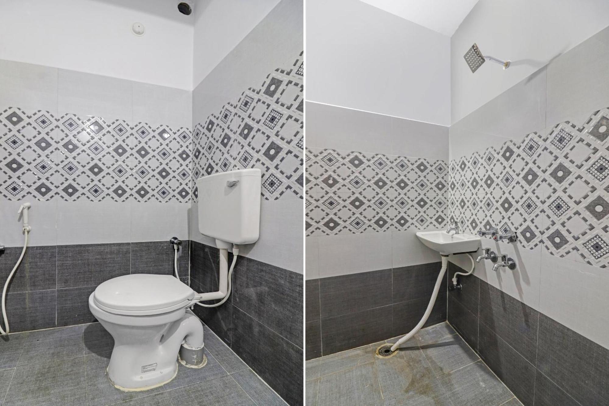 Super Hotel O Dk Reddy Square Хидерабад Екстериор снимка